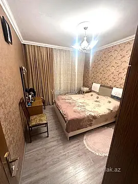 Satılır 3 otaqlı köhnə tikili 120 m²