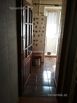 Satılır 2 otaqlı köhnə tikili 60 m²
