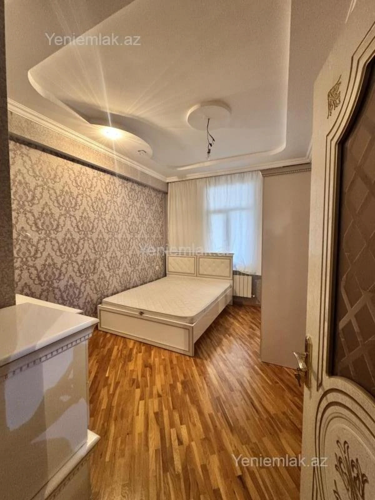 Satılır 2 otaqlı yeni tikili 76 m²