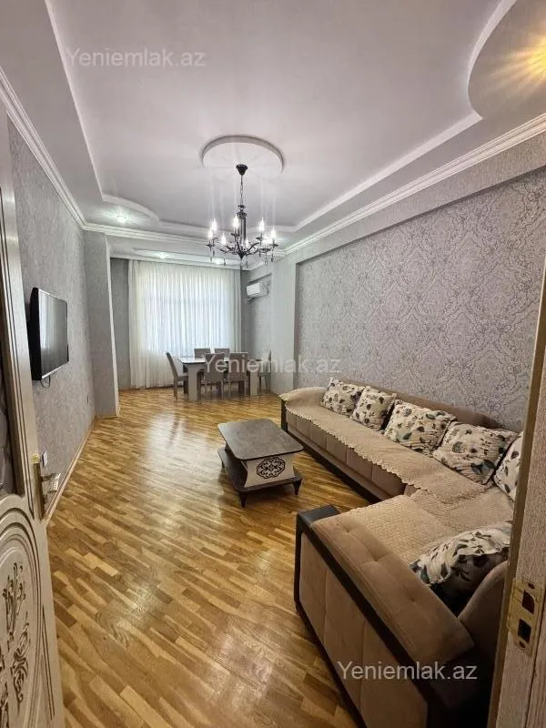 Satılır 2 otaqlı yeni tikili 76 m²