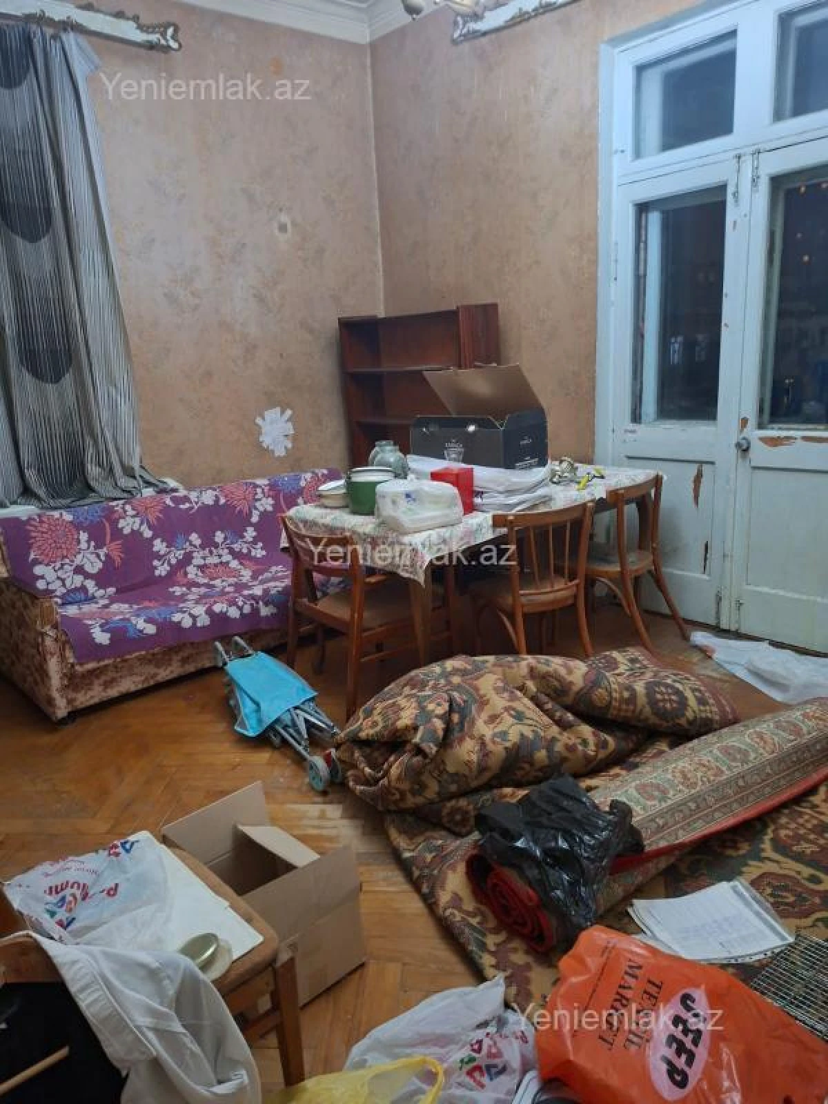 Satılır 3 otaqlı köhnə tikili 75 m²