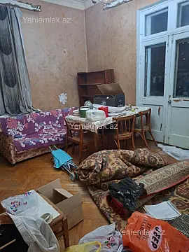 Satılır 3 otaqlı köhnə tikili 75 m²