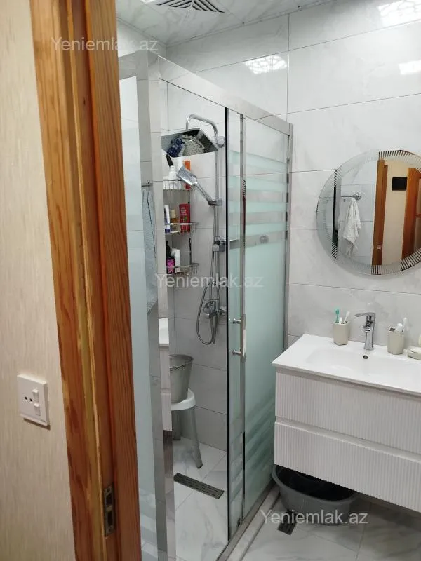 Satılır 2 otaqlı köhnə tikili 50 m²