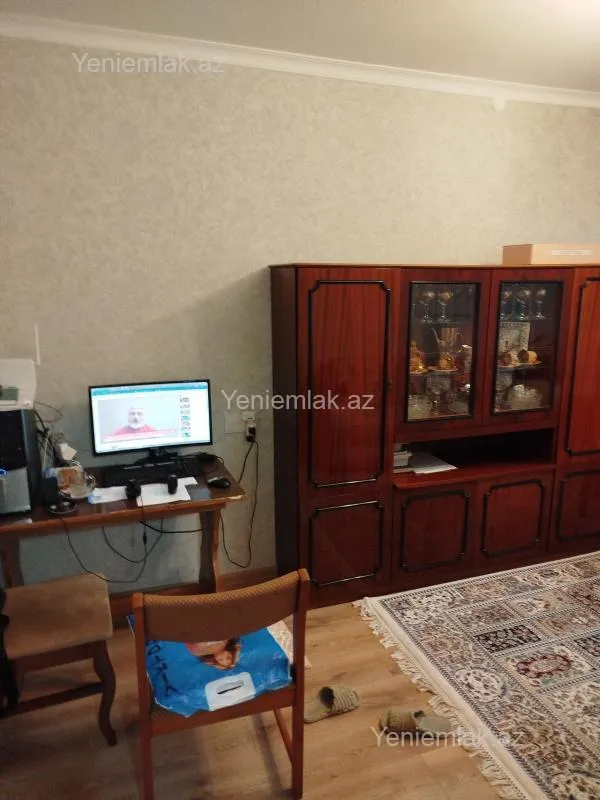 Satılır 2 otaqlı köhnə tikili 50 m²