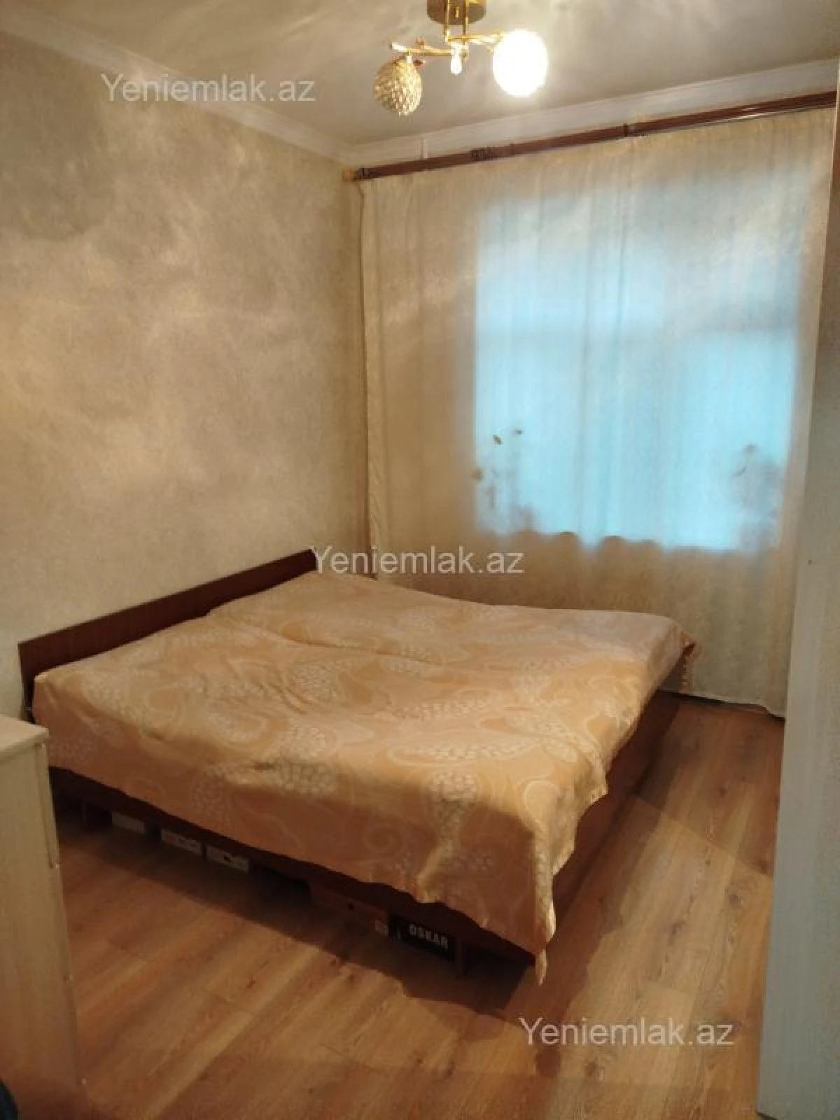 Satılır 2 otaqlı köhnə tikili 50 m²