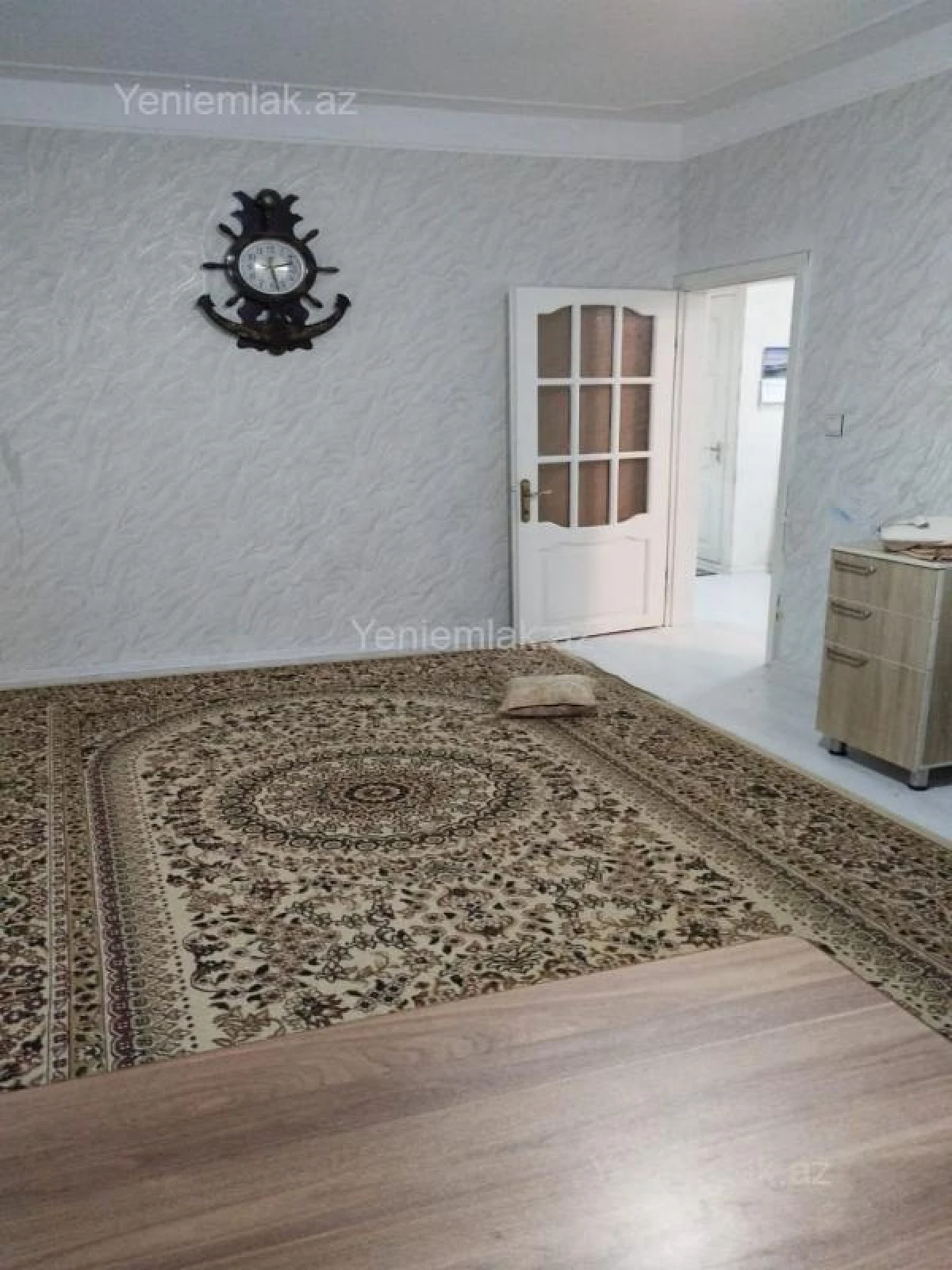 Satılır 3 otaqlı köhnə tikili 90 m²