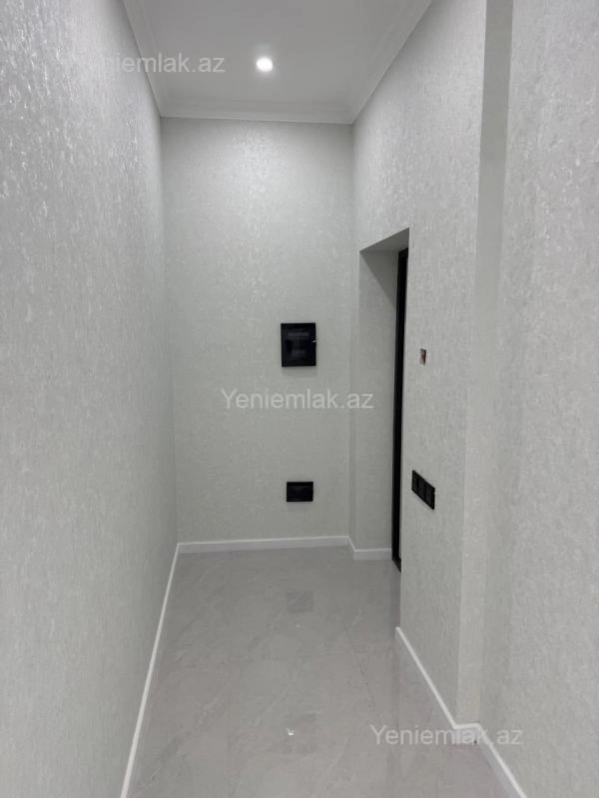 Satılır 2 otaqlı yeni tikili 72 m²