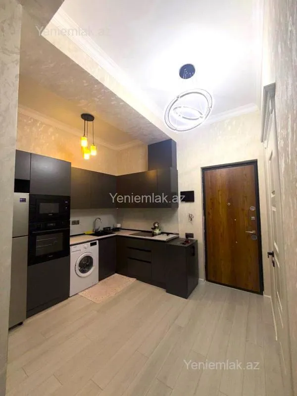 Satılır 3 otaqlı yeni tikili 90 m²