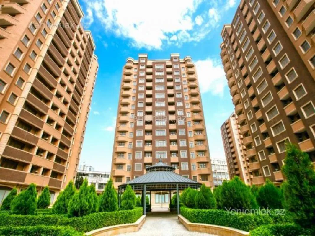 Satılır 2 otaqlı yeni tikili 110 m²