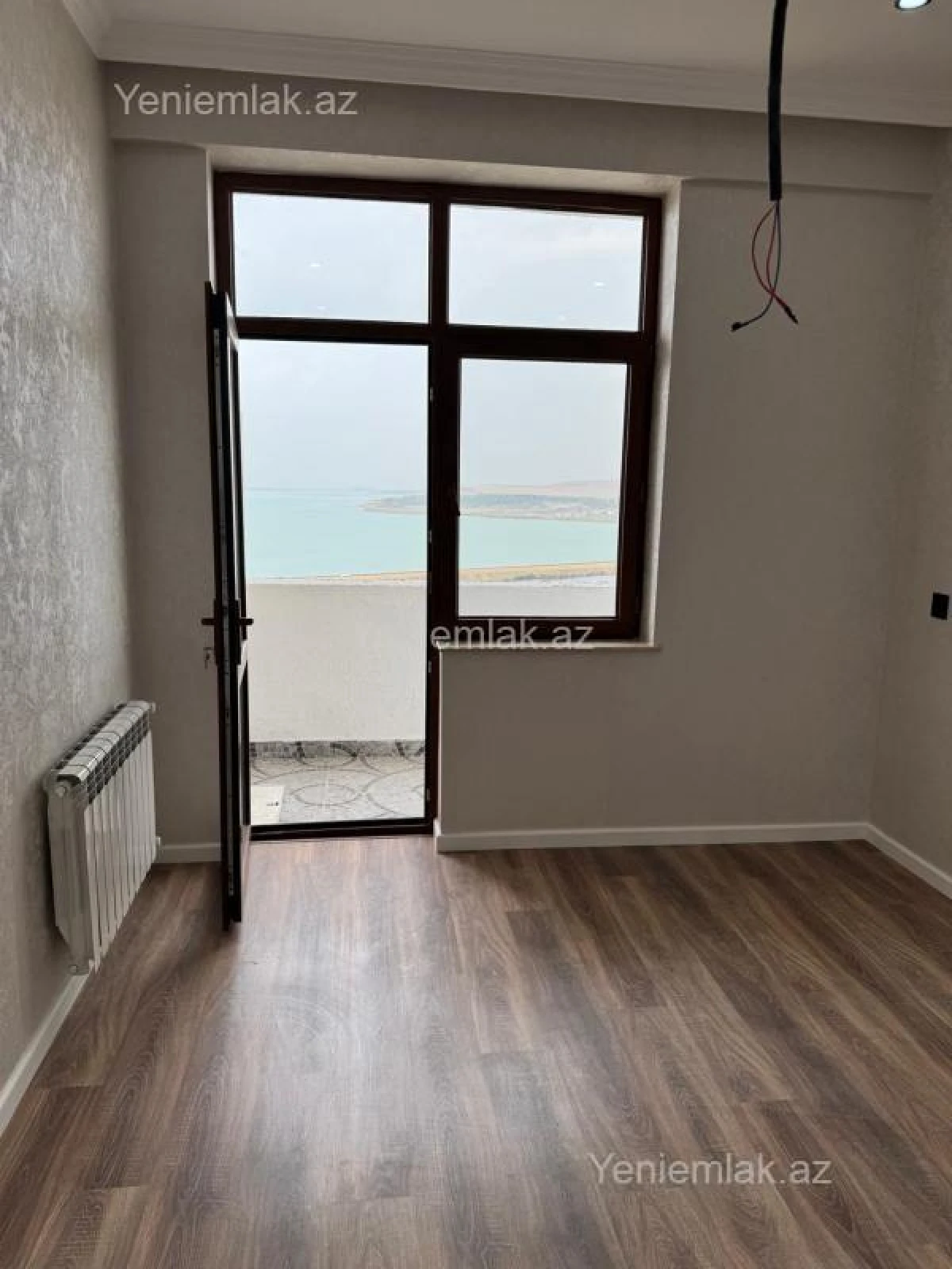 Satılır 3 otaqlı yeni tikili 97 m²