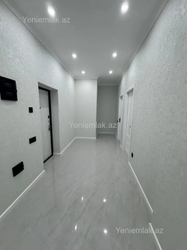 Satılır 3 otaqlı yeni tikili 97 m²