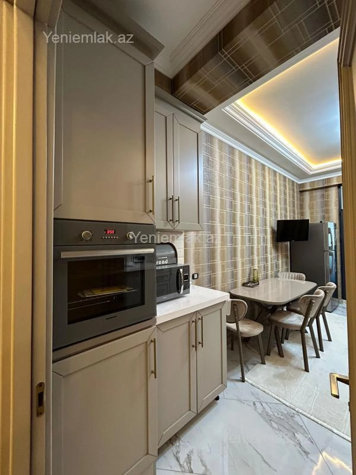 Satılır 4 otaqlı yeni tikili 175 m²