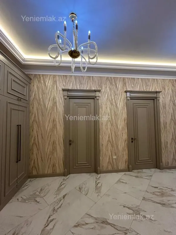 Satılır 4 otaqlı yeni tikili 175 m²