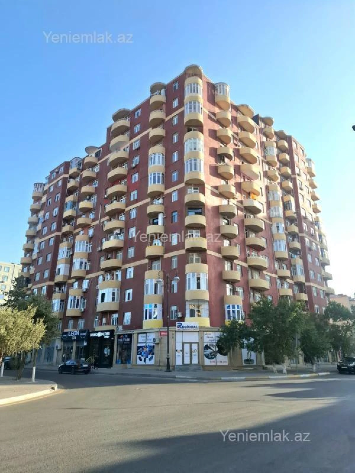 Satılır 3 otaqlı yeni tikili 130 m²