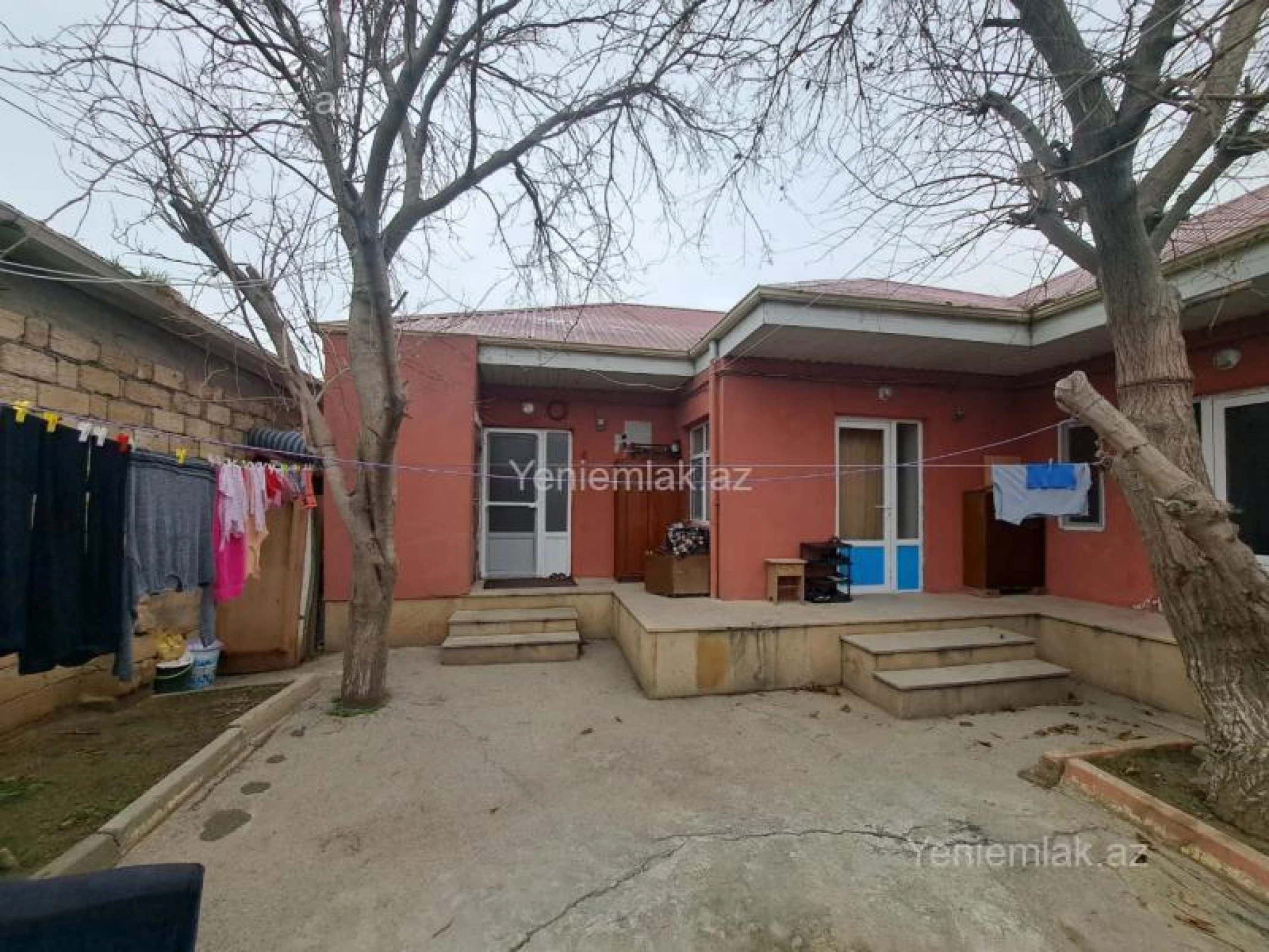 Satılır 16 otaqlı obyekt 600 m²