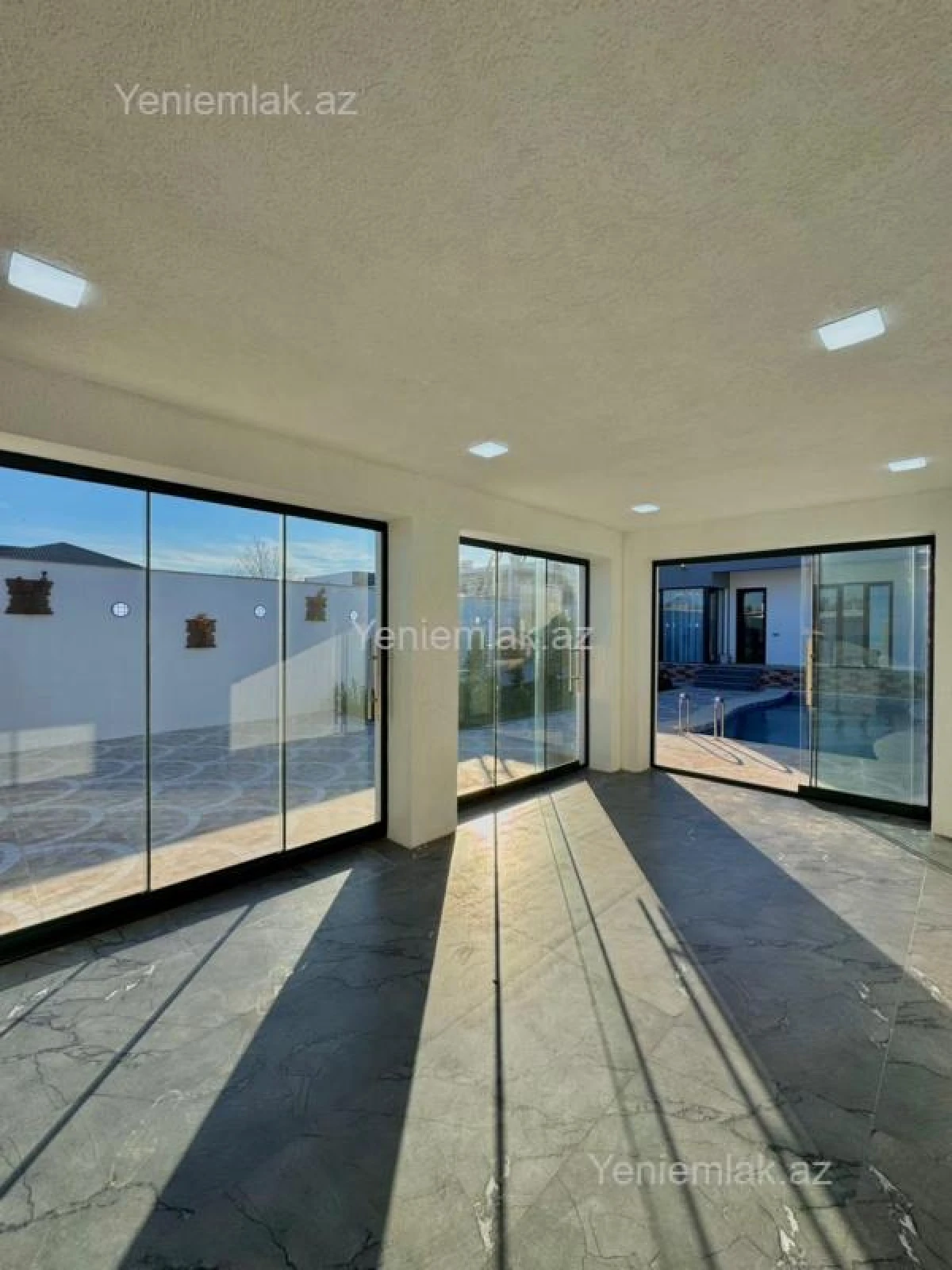 Satılır 4 otaqlı həyət evi 170 m²