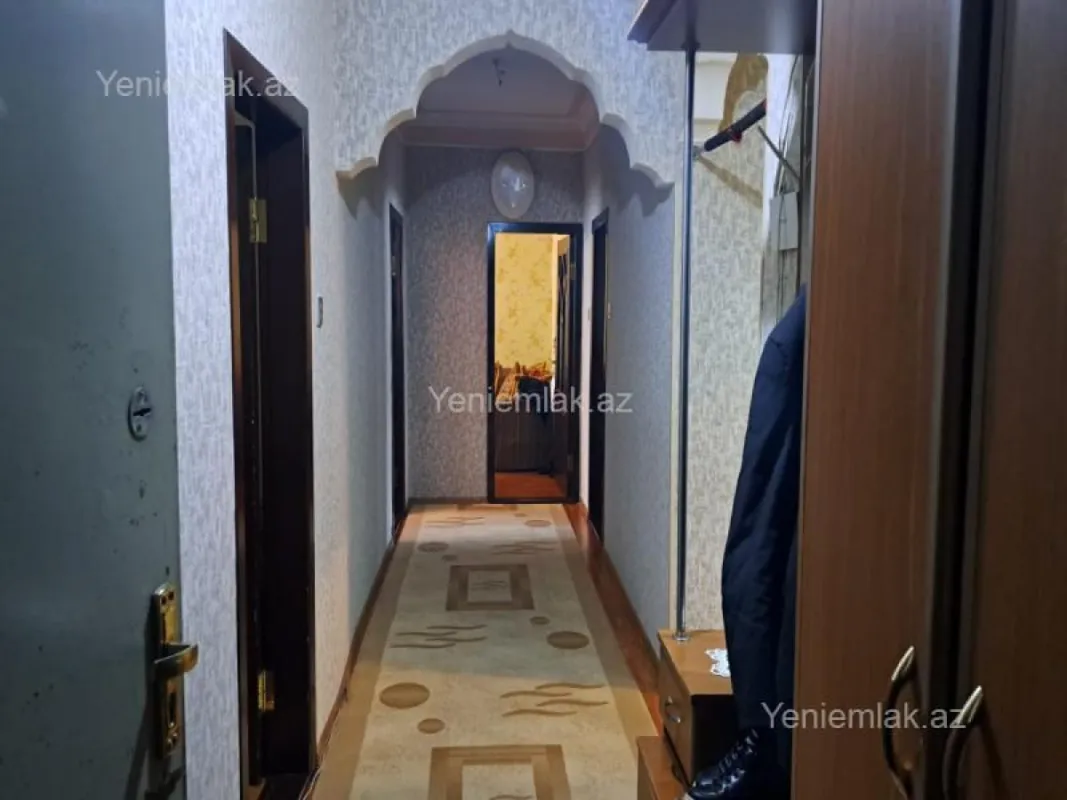 Satılır 4 otaqlı köhnə tikili 109 m²