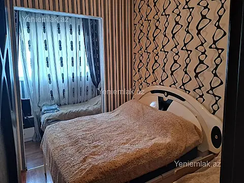 Satılır 4 otaqlı köhnə tikili 109 m²