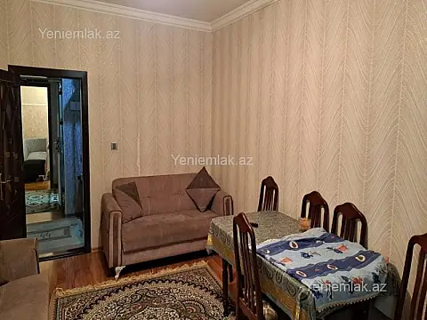Satılır 4 otaqlı köhnə tikili 109 m²