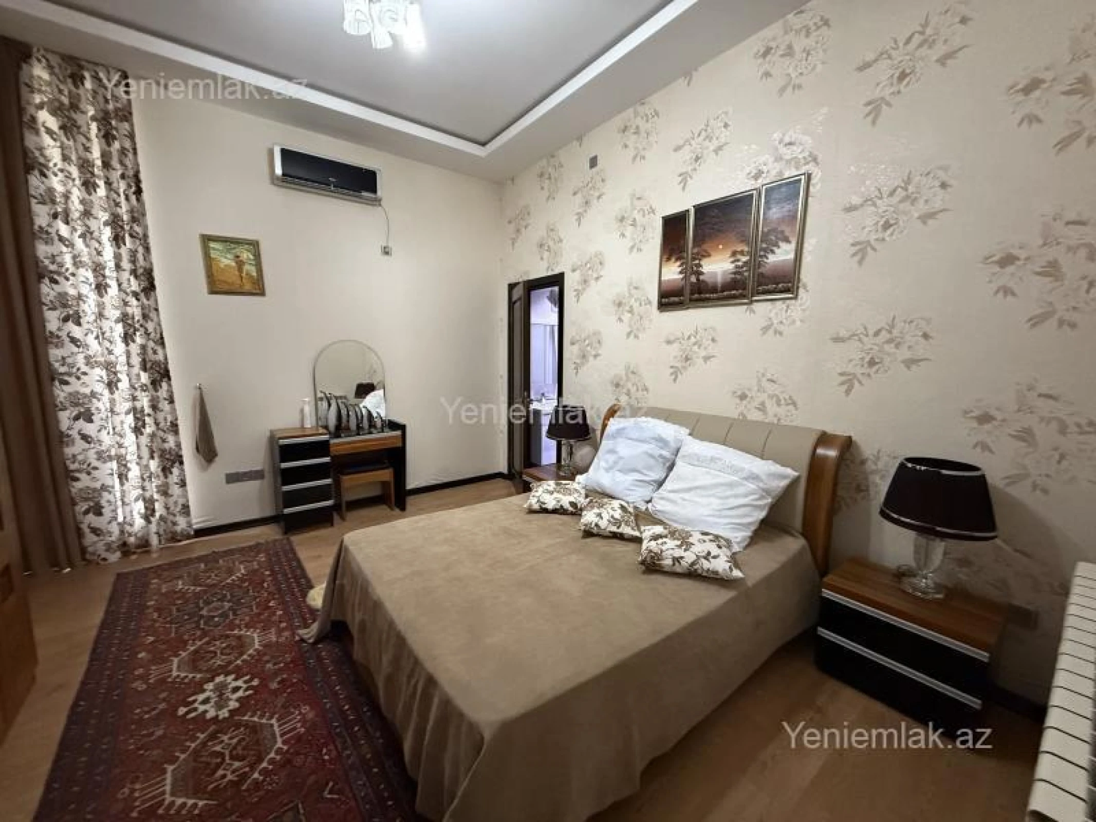 Satılır 4 otaqlı həyət evi 250 m²