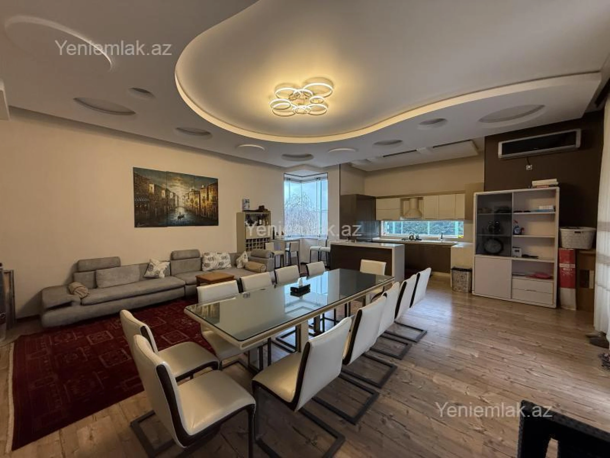 Satılır 4 otaqlı həyət evi 250 m²