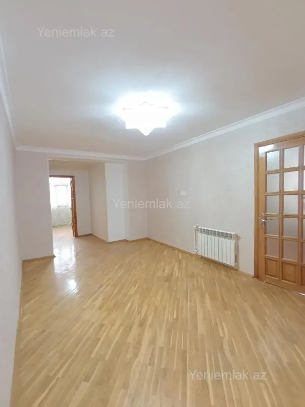 Satılır 3 otaqlı köhnə tikili 73 m²