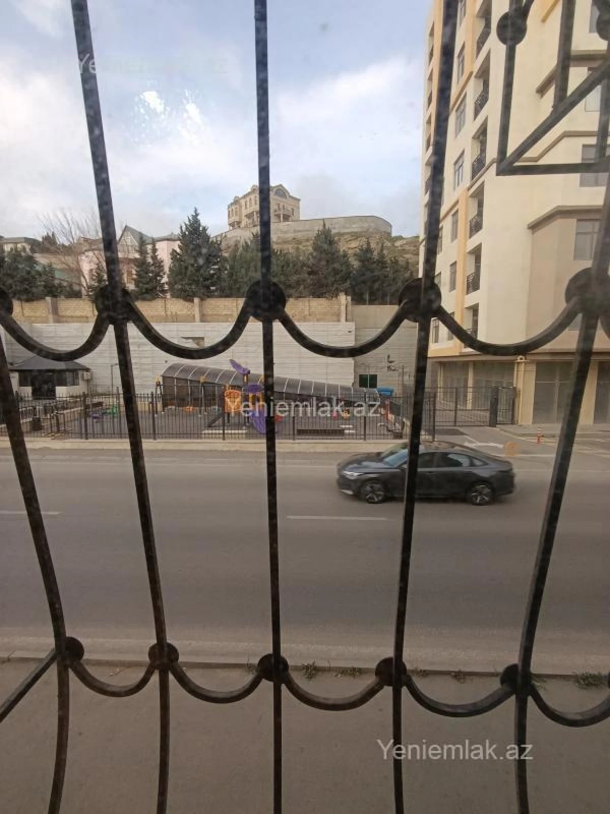 Satılır 3 otaqlı köhnə tikili 73 m²