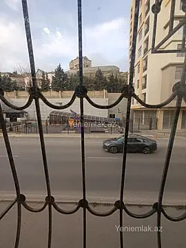 Satılır 3 otaqlı köhnə tikili 73 m²