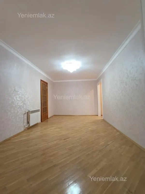 Satılır 3 otaqlı köhnə tikili 73 m²
