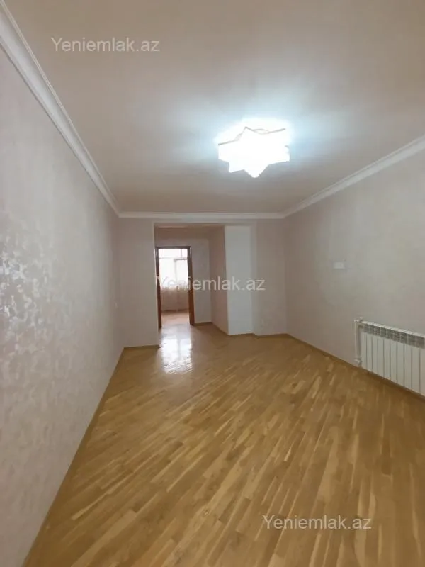Satılır 3 otaqlı köhnə tikili 73 m²