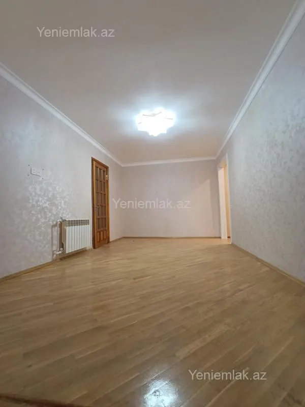 Satılır 3 otaqlı köhnə tikili 73 m²