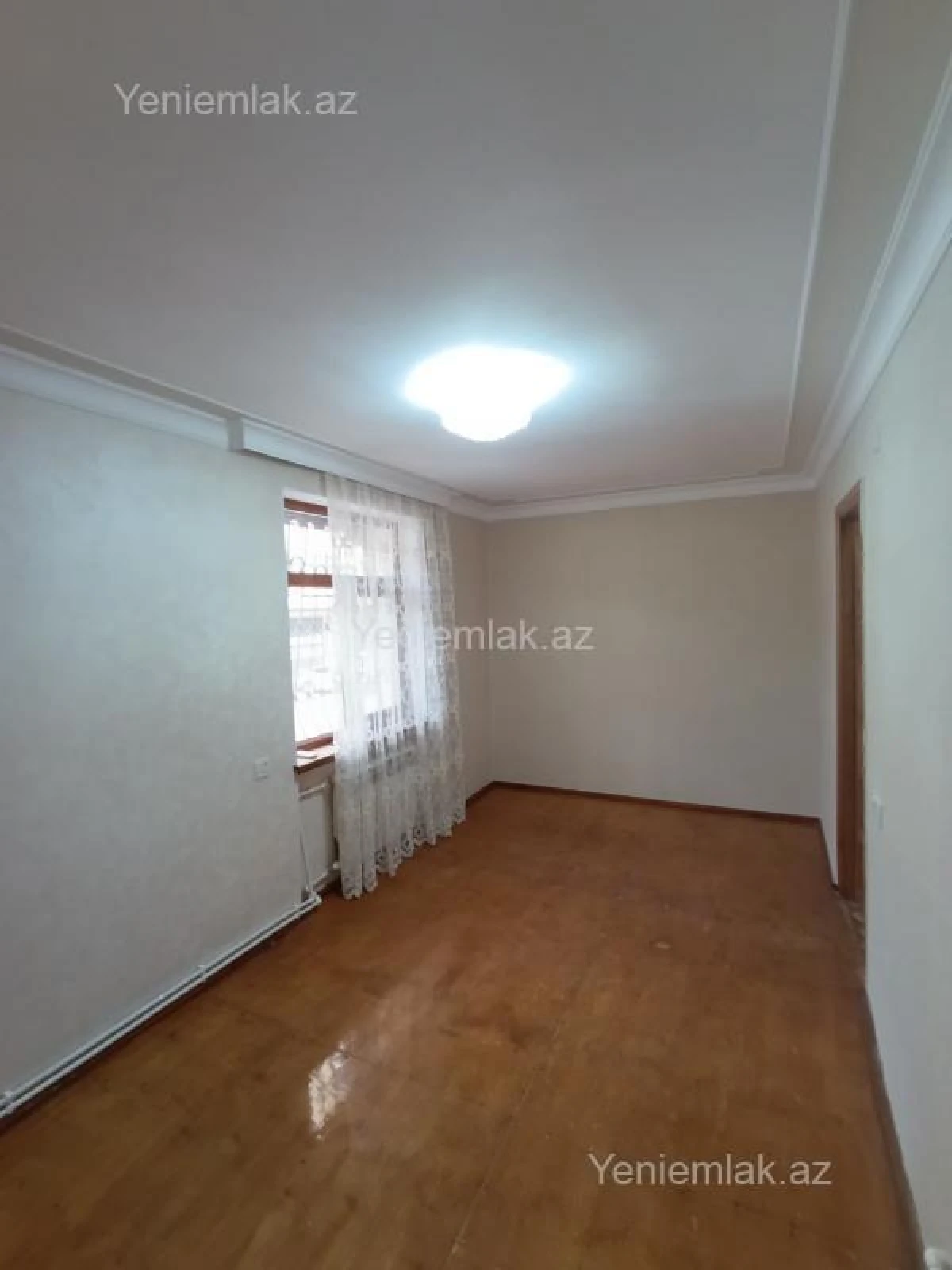 Satılır 3 otaqlı köhnə tikili 73 m²