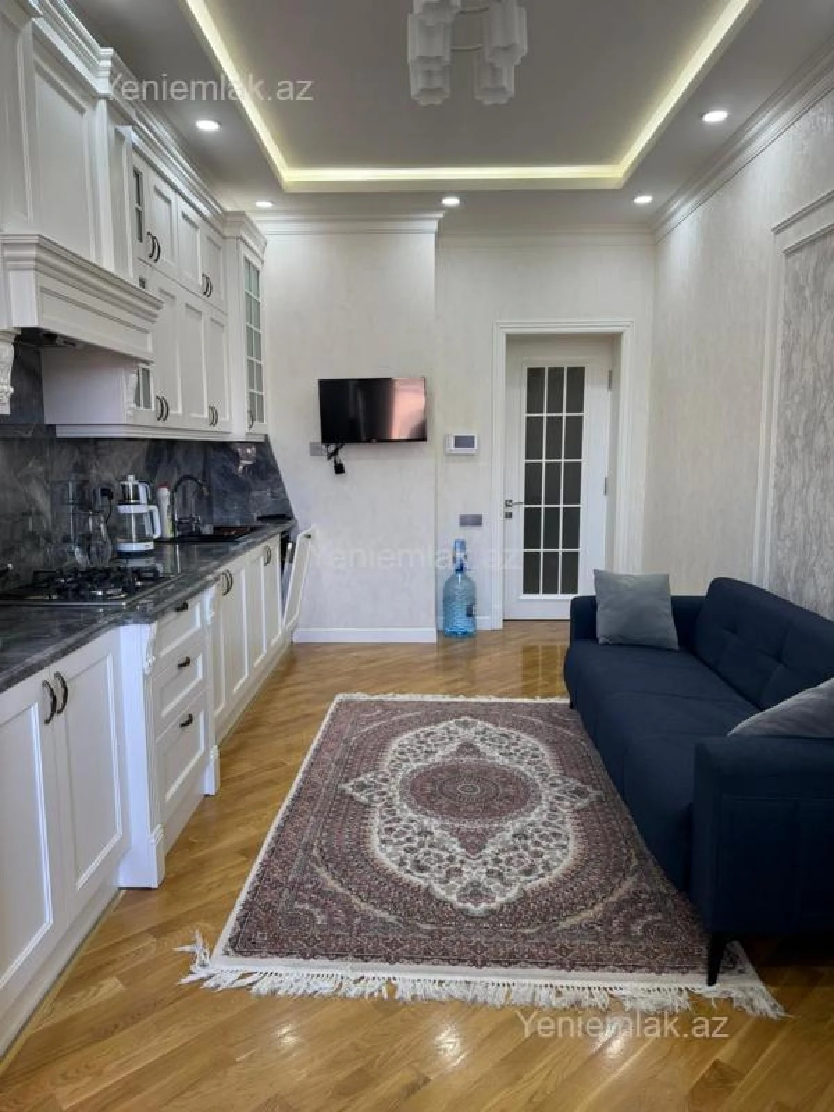 Satılır 3 otaqlı yeni tikili 160 m²