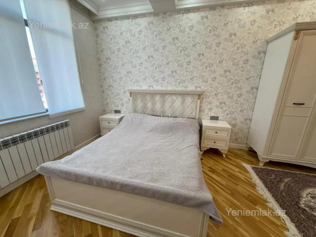 Satılır 3 otaqlı yeni tikili 160 m²