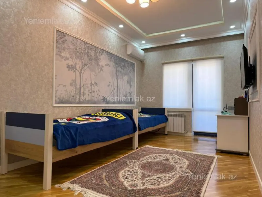Satılır 3 otaqlı yeni tikili 160 m²