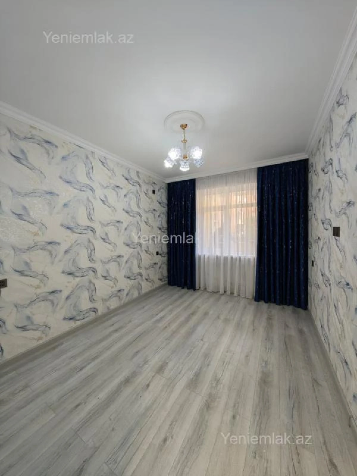 Satılır 3 otaqlı köhnə tikili 85 m²