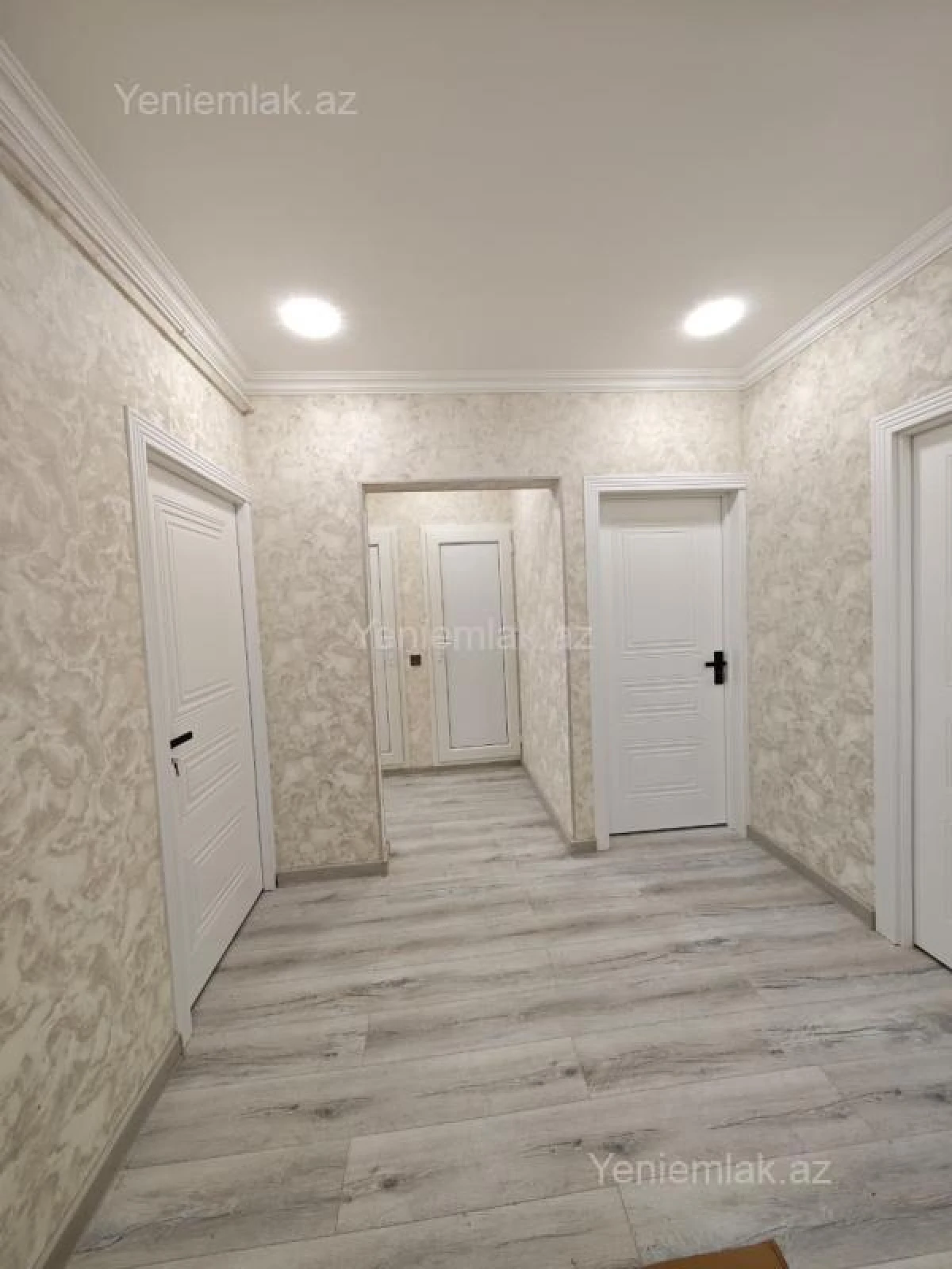 Satılır 3 otaqlı köhnə tikili 85 m²