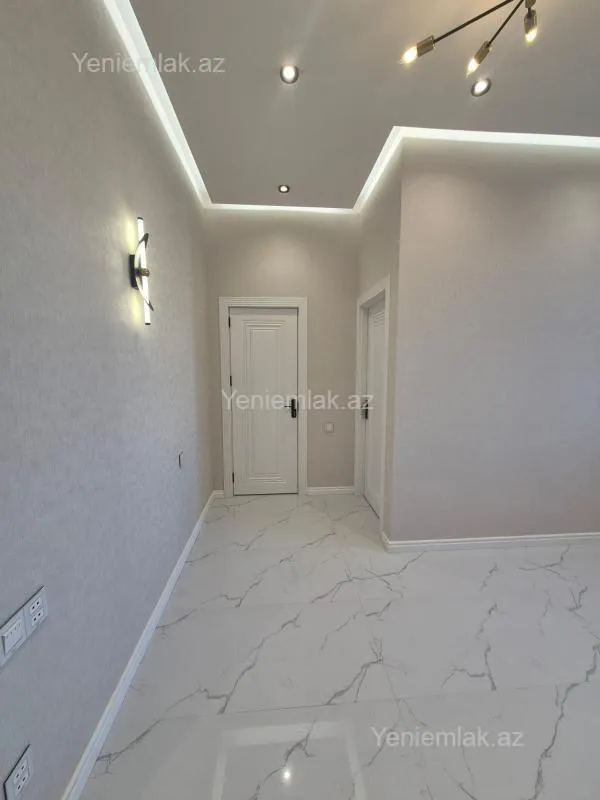 Satılır 2 otaqlı yeni tikili 42 m²