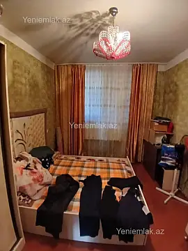 Satılır 3 otaqlı köhnə tikili 80 m²