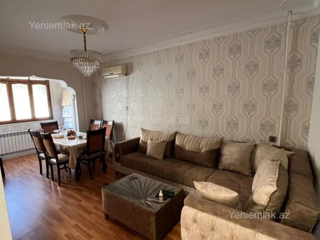 Satılır 3 otaqlı köhnə tikili 85 m²