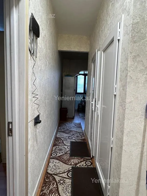 Satılır 3 otaqlı köhnə tikili 85 m²