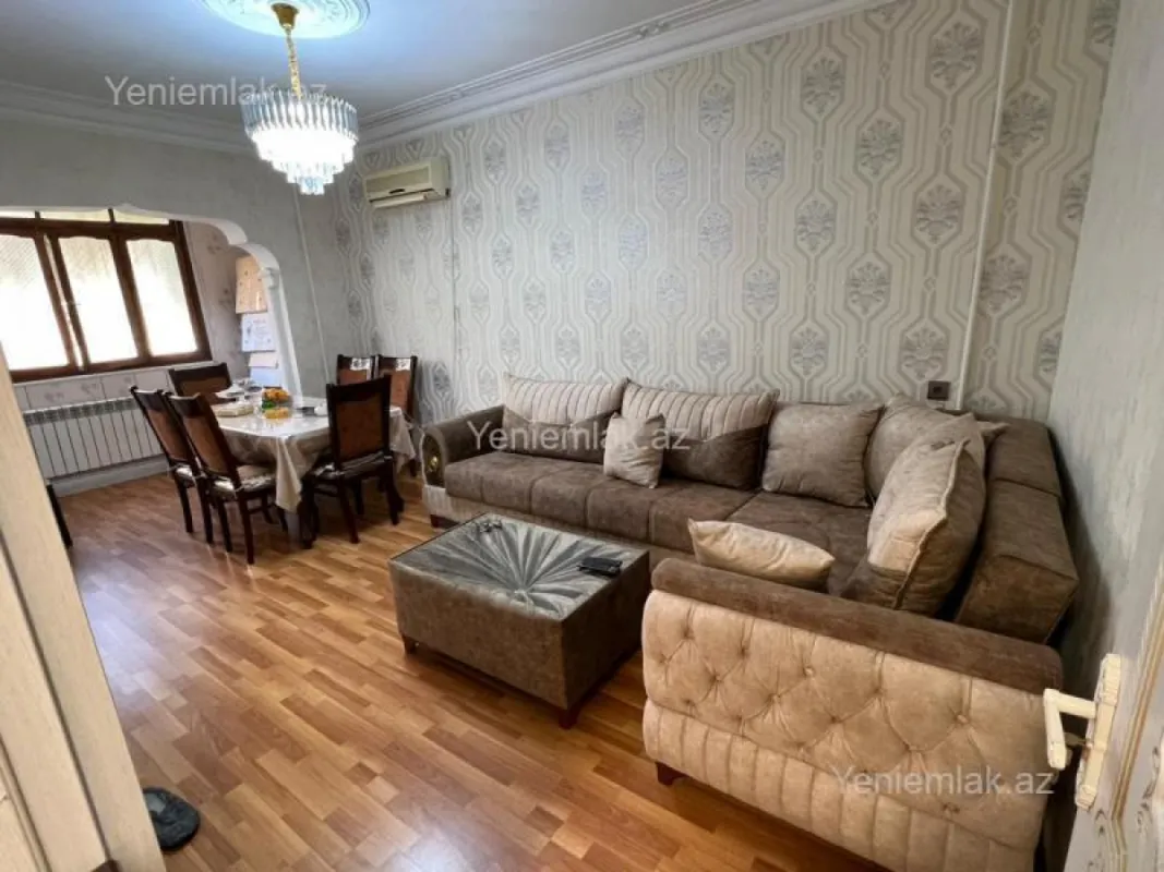 Satılır 3 otaqlı köhnə tikili 85 m²