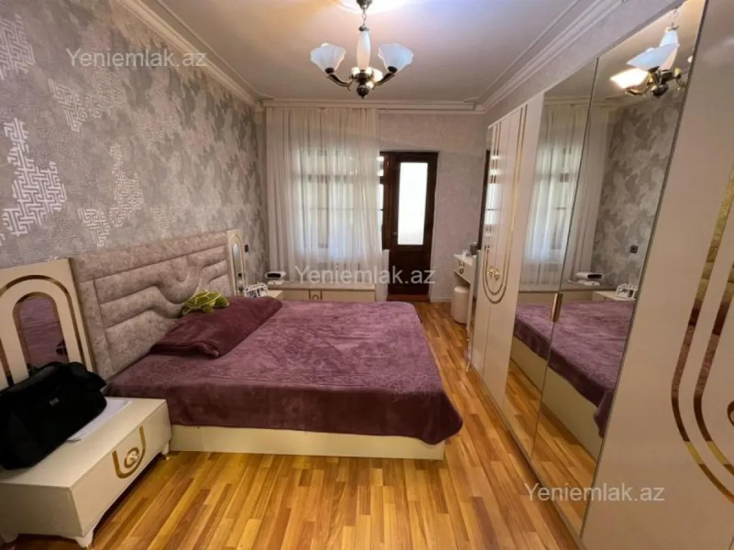 Satılır 3 otaqlı köhnə tikili 85 m²
