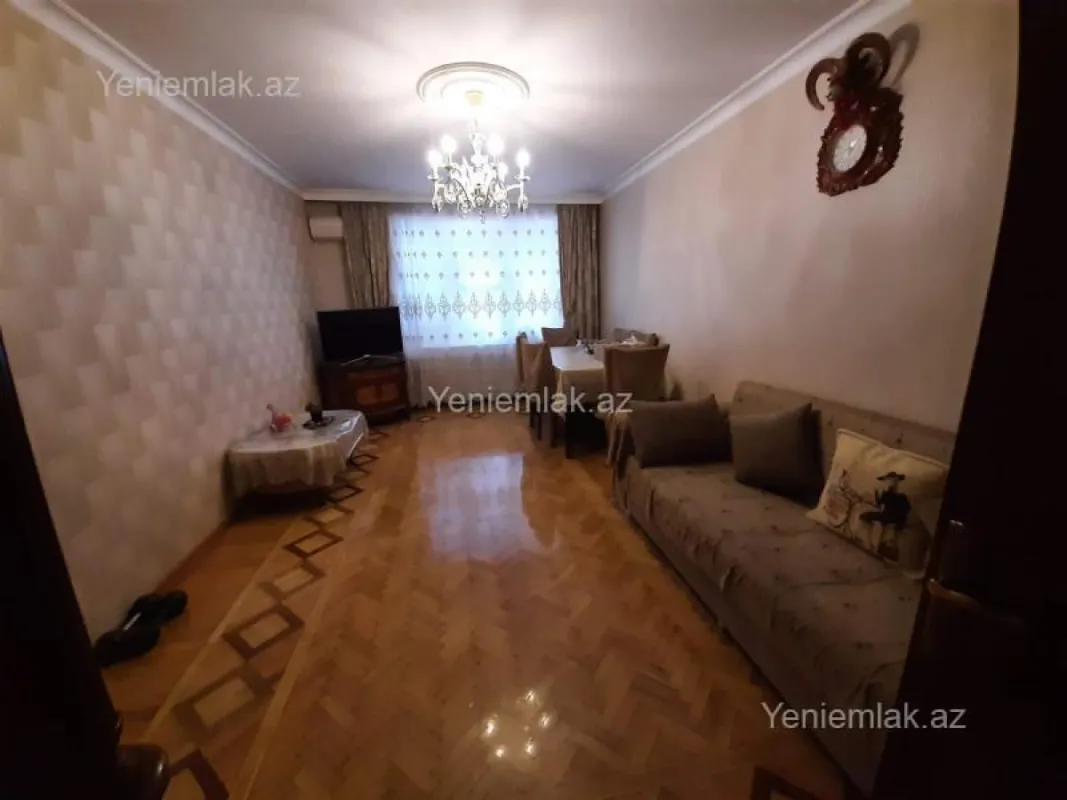 Satılır 3 otaqlı köhnə tikili 85 m²