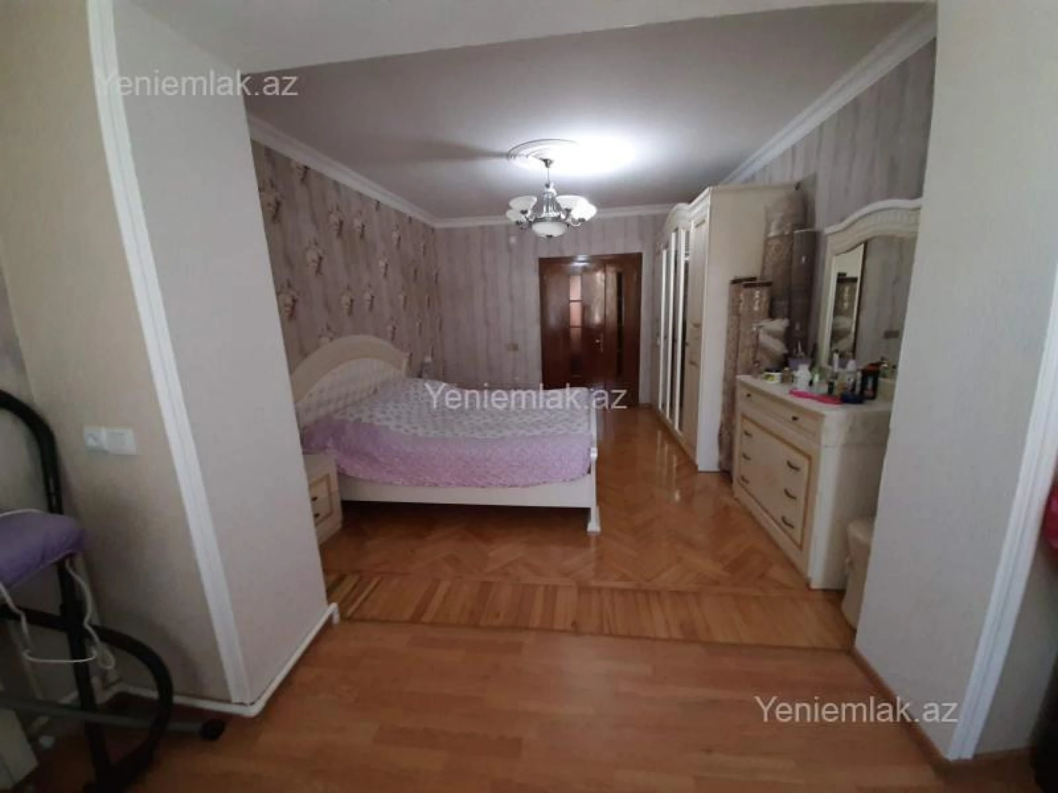 Satılır 3 otaqlı köhnə tikili 85 m²