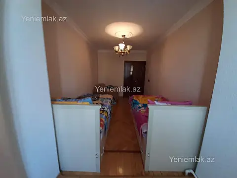 Satılır 3 otaqlı köhnə tikili 85 m²