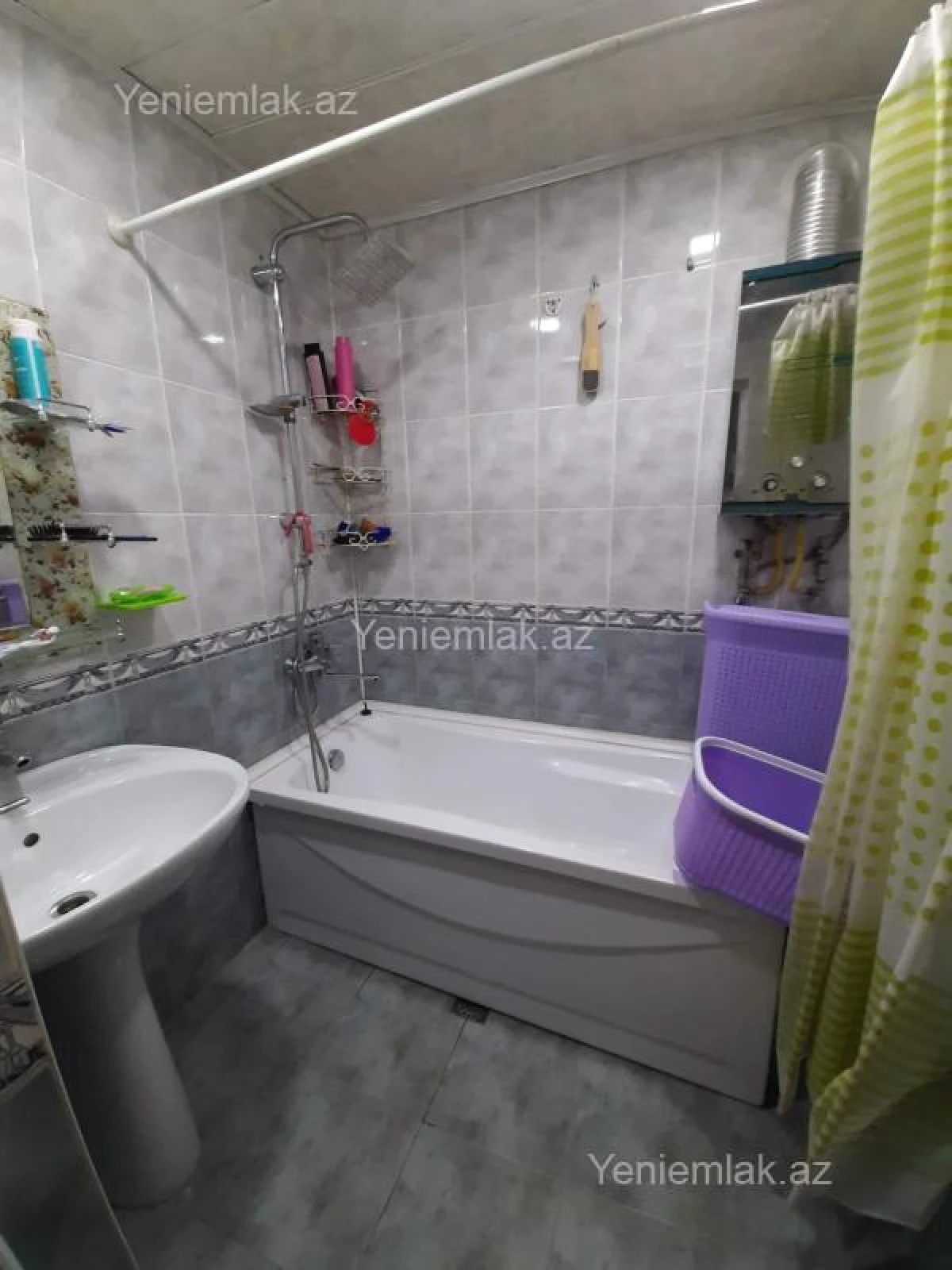Satılır 3 otaqlı köhnə tikili 85 m²