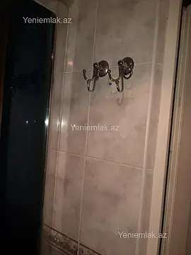 Satılır 2 otaqlı köhnə tikili 50 m²