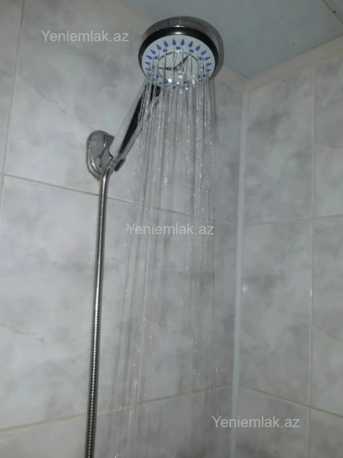 Satılır 2 otaqlı köhnə tikili 50 m²