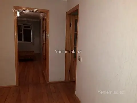 Satılır 2 otaqlı köhnə tikili 50 m²